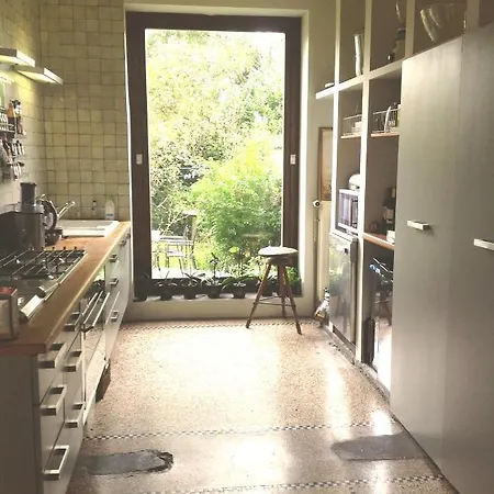 Rez/duplex 3 Ch Et Jardin Brussels